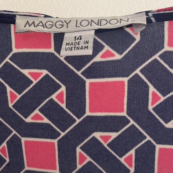 Maggy London wrap dress - Picture 2 of 8